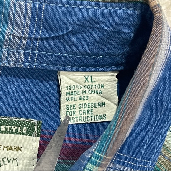 Levi’s Vintage 1990s Plaid Button Down Size XL Shirt Blue Green Authentic Levi - Picture 4 of 11